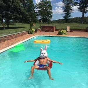 Meet your Posher, Eric